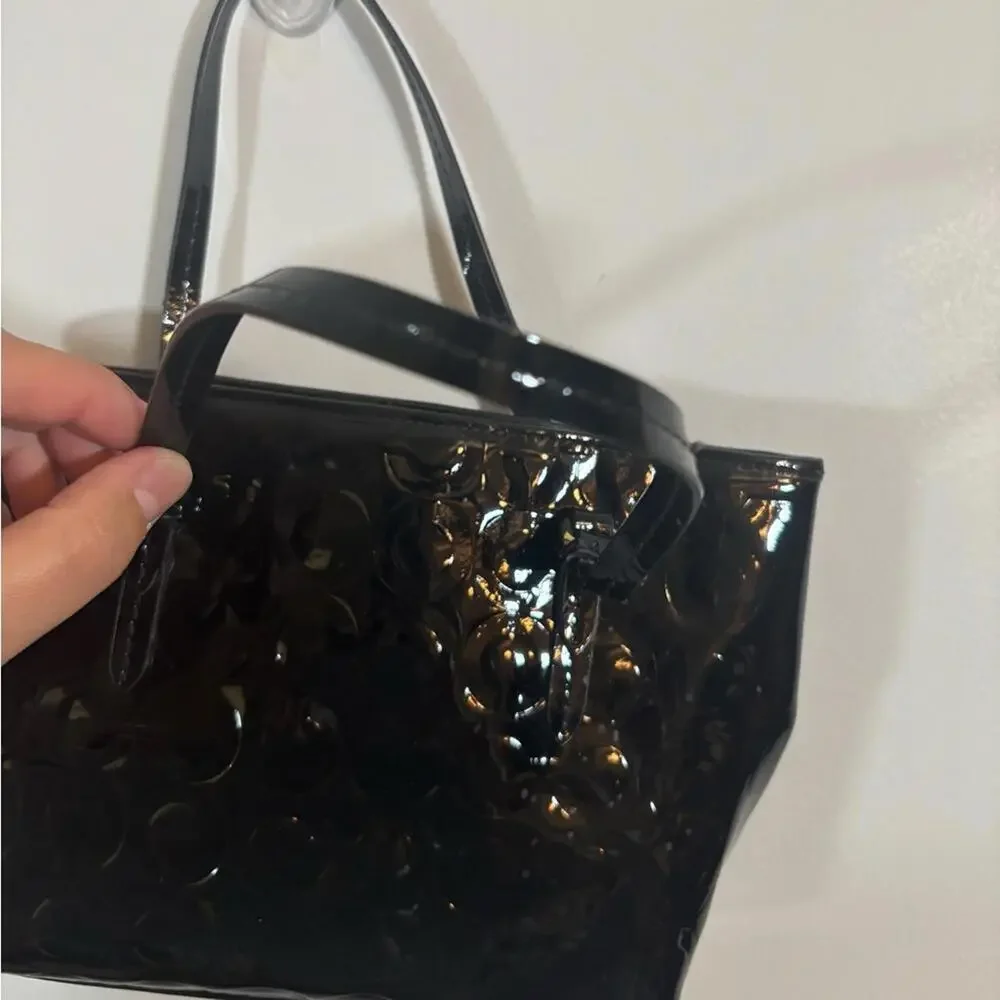 Coach Black Patent Leather Embossed Signature Tote Bag 13x9” Gold Hardware